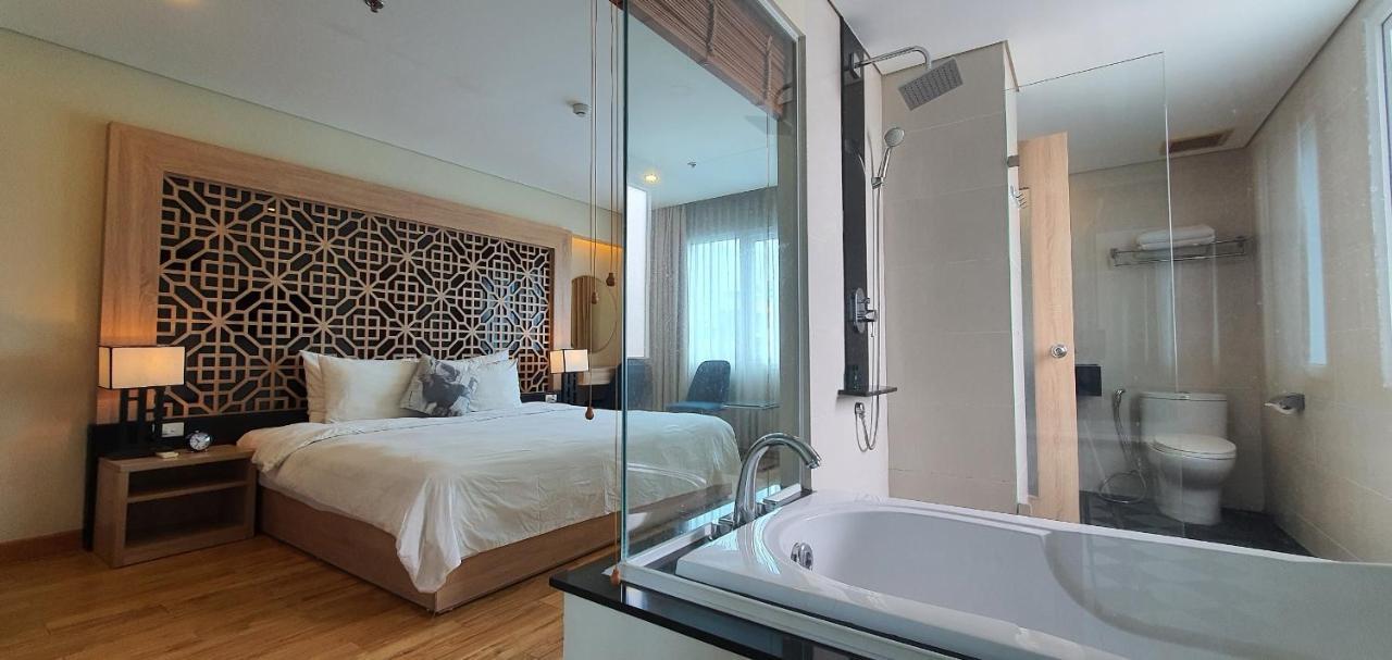 Gemini Saigon Luxury Hotel Хошимин Екстериор снимка